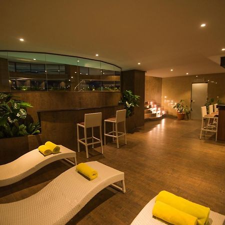 Roles Hotel سوكر المظهر الخارجي الصورة