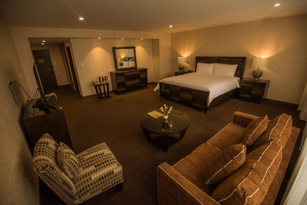 Roles Hotel سوكر المظهر الخارجي الصورة