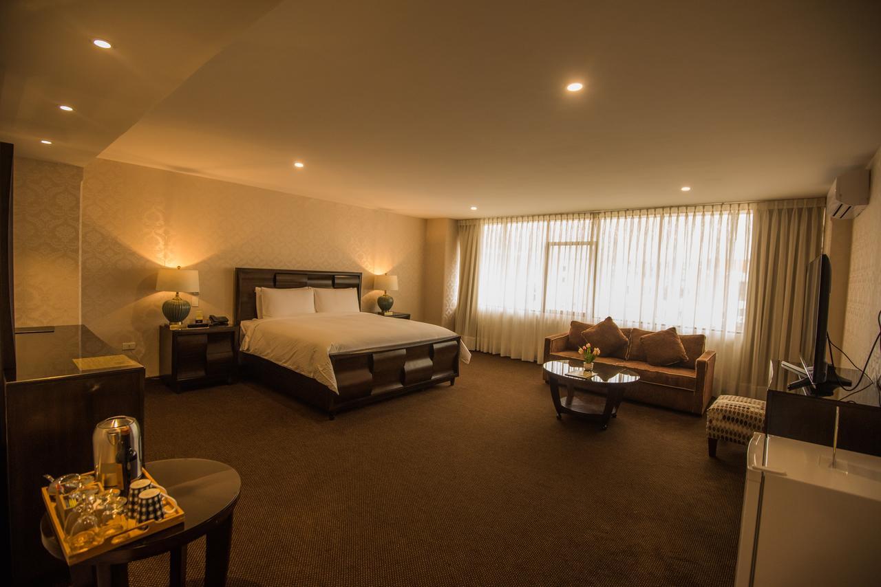 Roles Hotel سوكر المظهر الخارجي الصورة