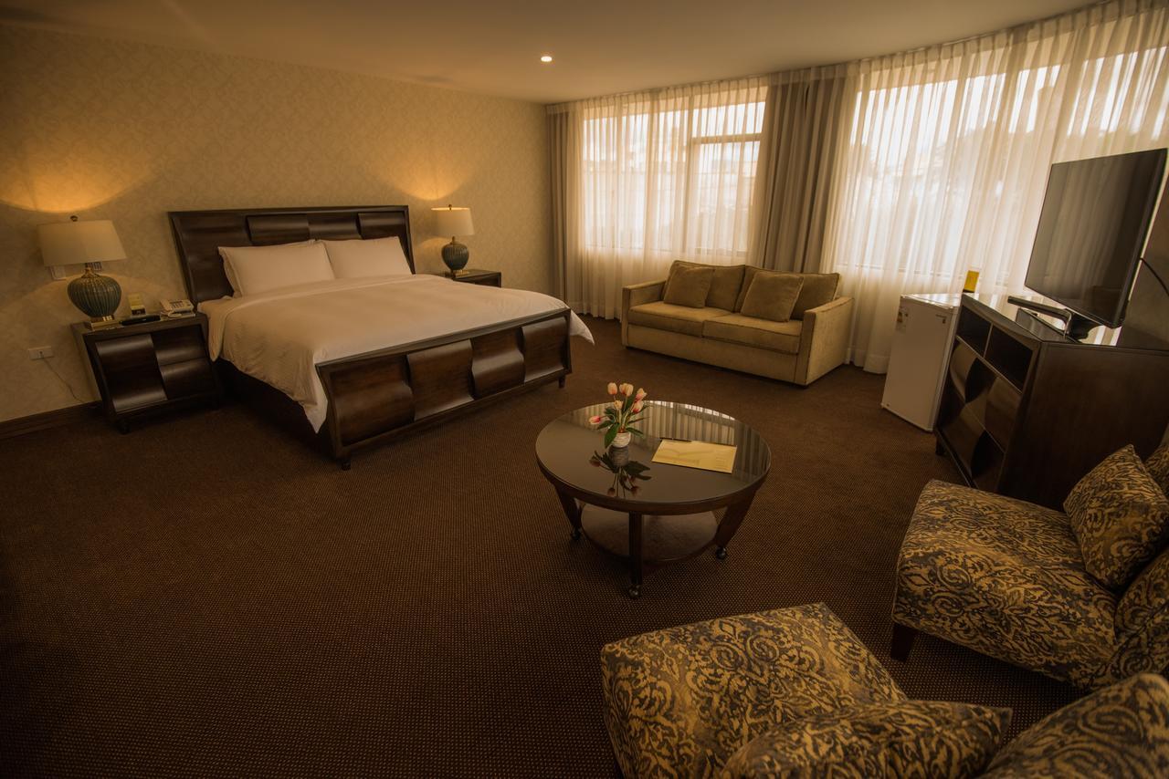 Roles Hotel سوكر المظهر الخارجي الصورة