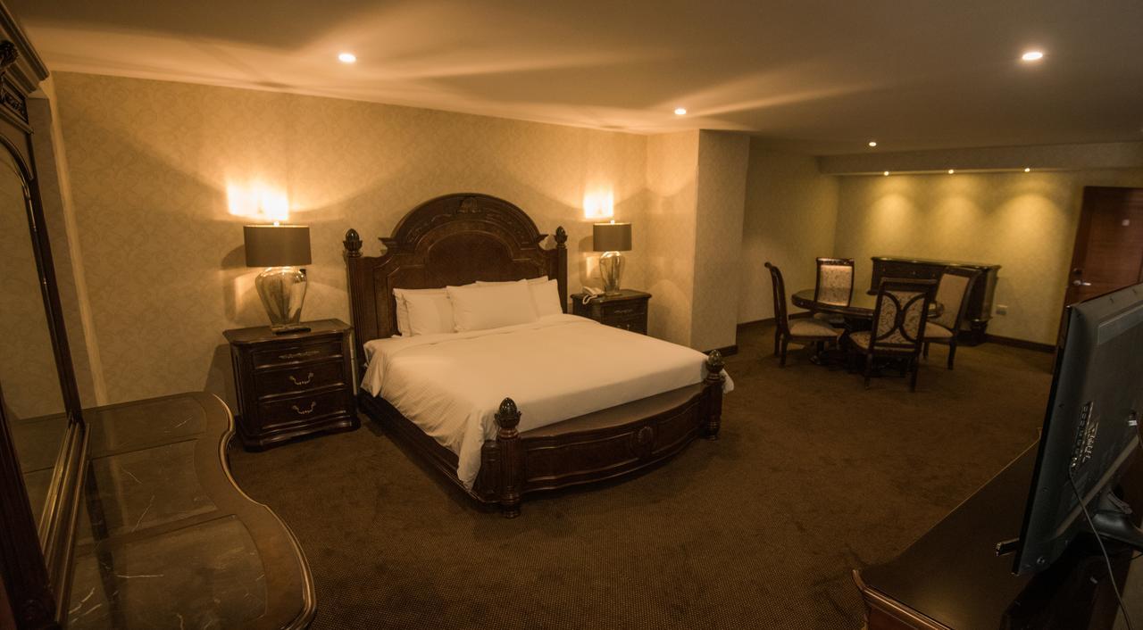 Roles Hotel سوكر المظهر الخارجي الصورة