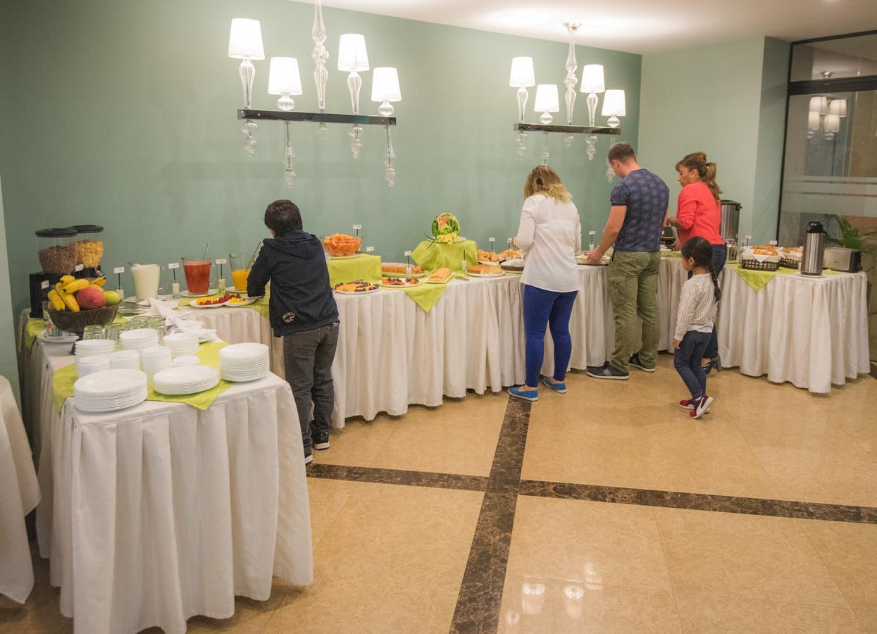Roles Hotel سوكر المظهر الخارجي الصورة