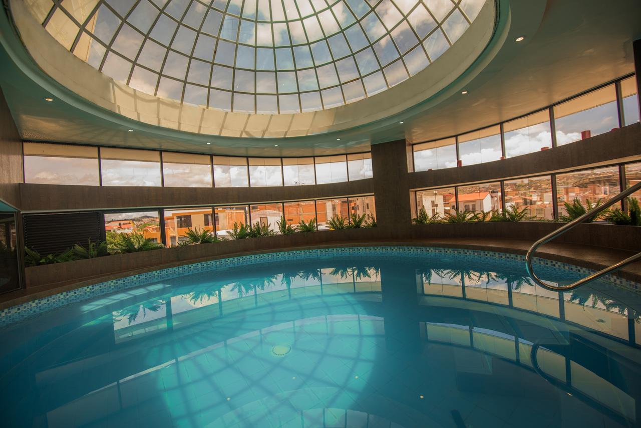 Roles Hotel سوكر المظهر الخارجي الصورة